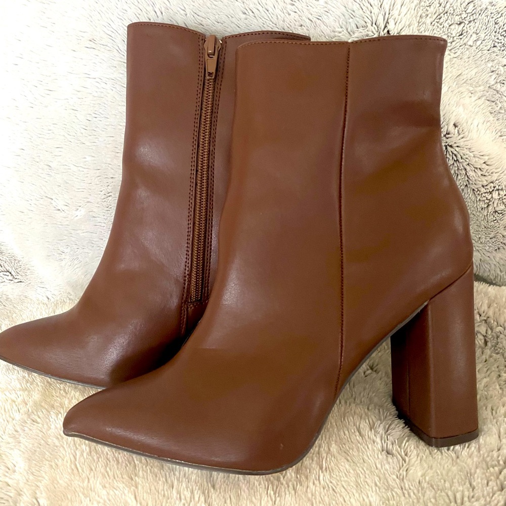 Women’s Brown Leather Boots